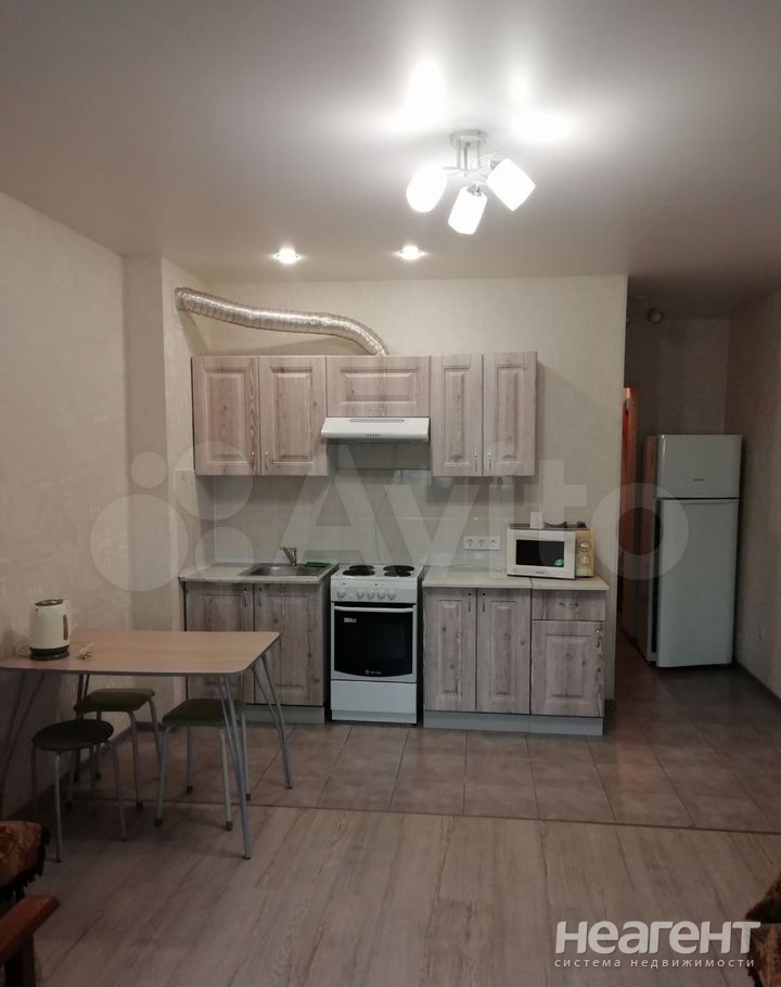 Сдается 1-комнатная квартира, 27 м²