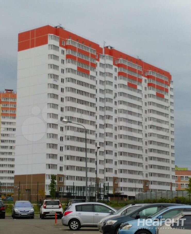 Продается 1-комнатная квартира, 36 м²