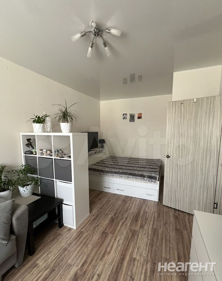 Продается 1-комнатная квартира, 36 м²