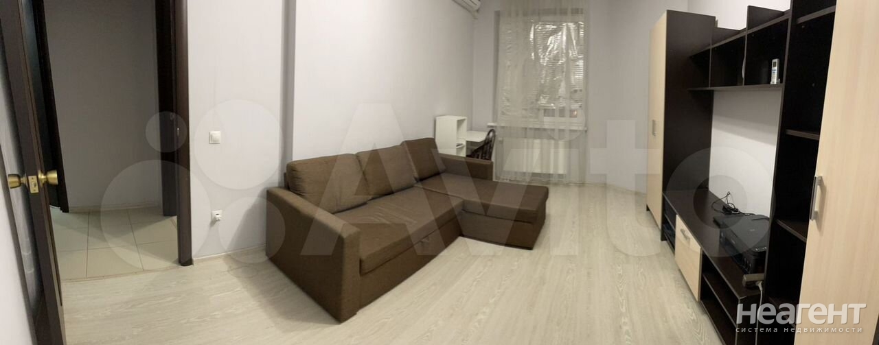 Продается 1-комнатная квартира, 36 м²