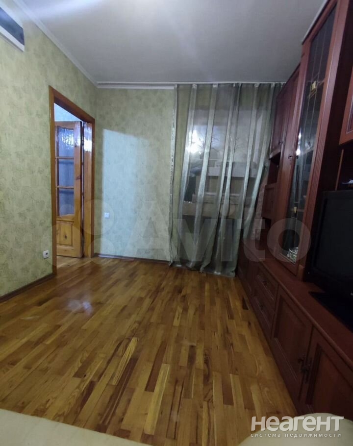 Продается Многокомнатная квартира, 85 м²