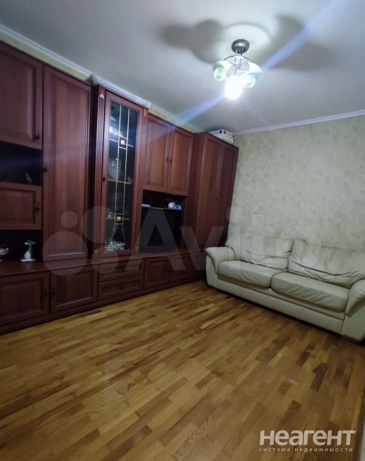 Продается Многокомнатная квартира, 85 м²