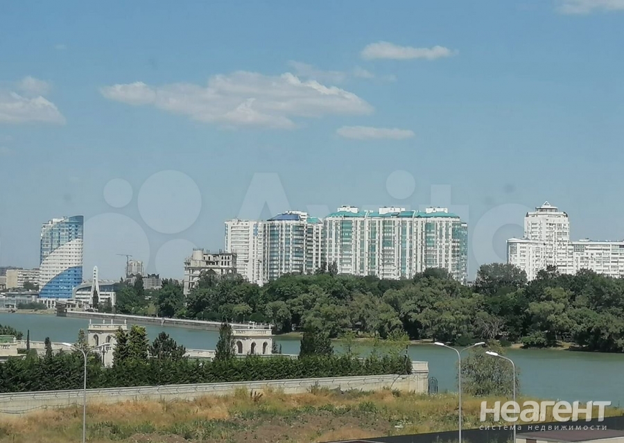 Продается 1-комнатная квартира, 36 м²