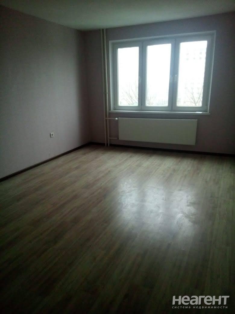 Продается 2-х комнатная квартира, 60 м²