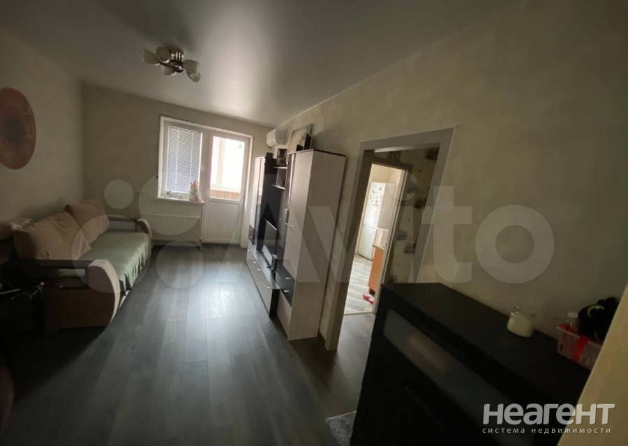 Продается 1-комнатная квартира, 41 м²