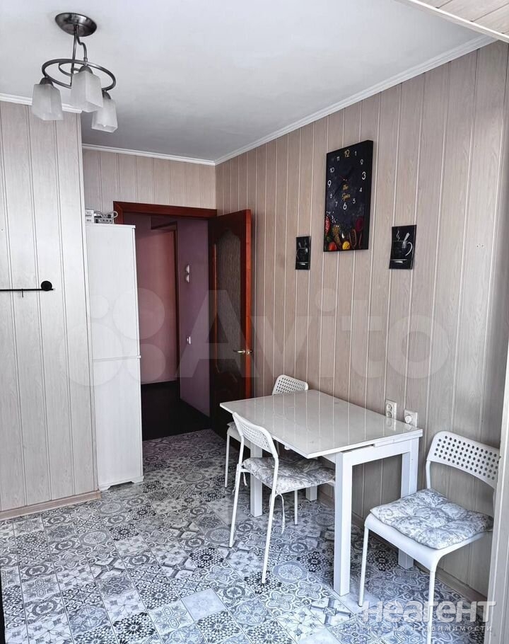 Продается 2-х комнатная квартира, 58 м²