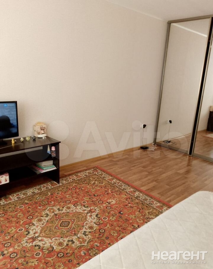 Сдается 1-комнатная квартира, 37 м²