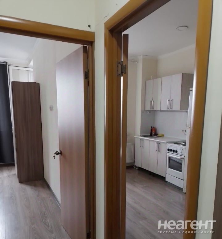 Сдается 1-комнатная квартира, 37 м²