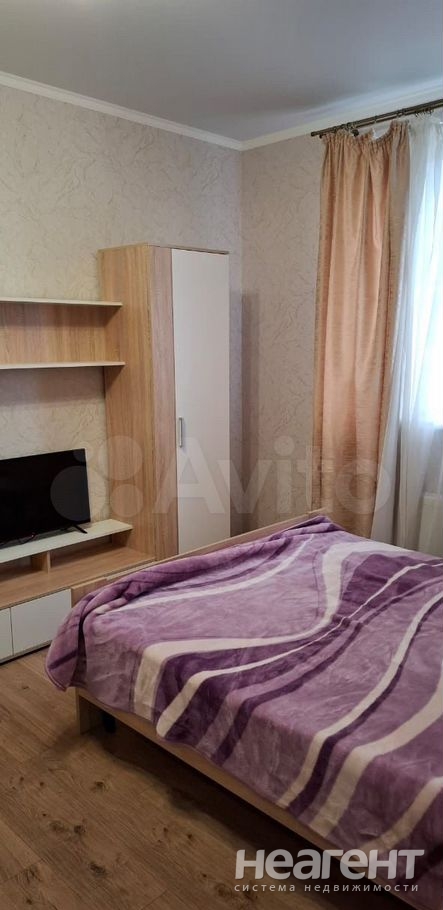 Сдается 1-комнатная квартира, 34 м²