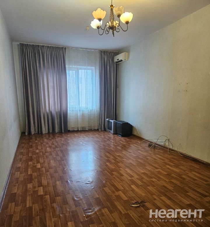 Сдается 1-комнатная квартира, 50 м²