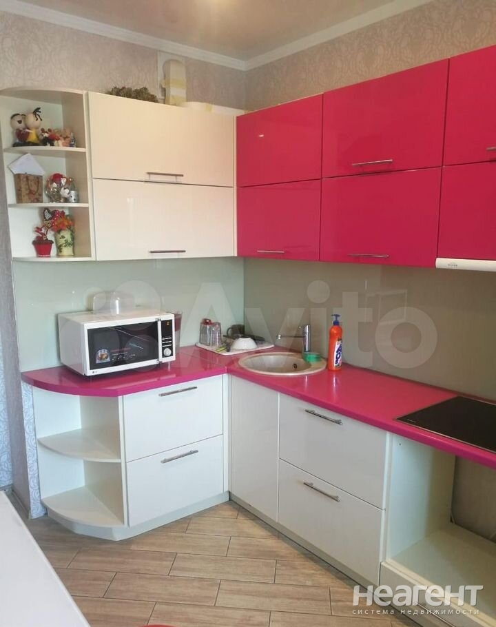 Сдается 1-комнатная квартира, 38 м²