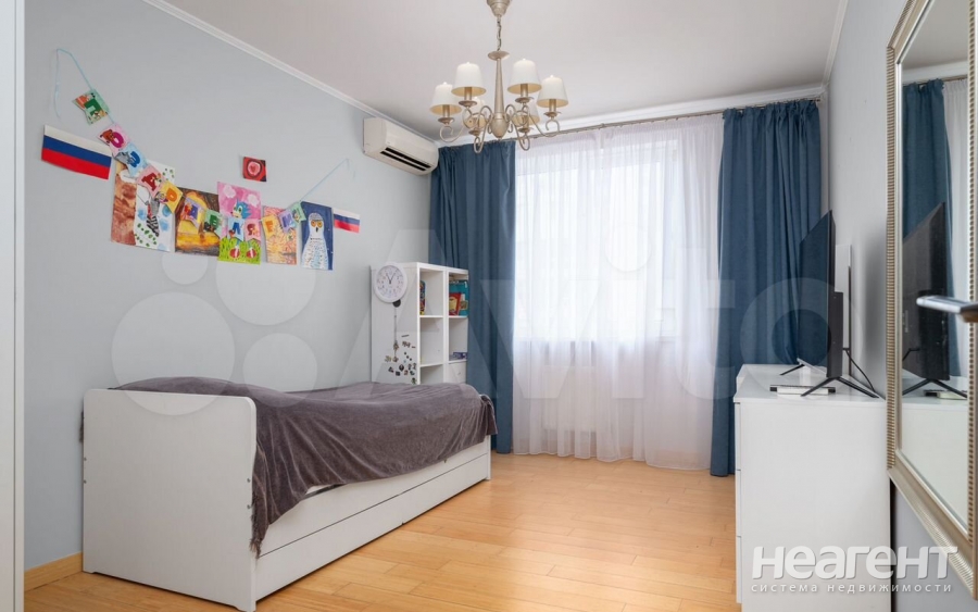 Продается 3-х комнатная квартира, 87 м²