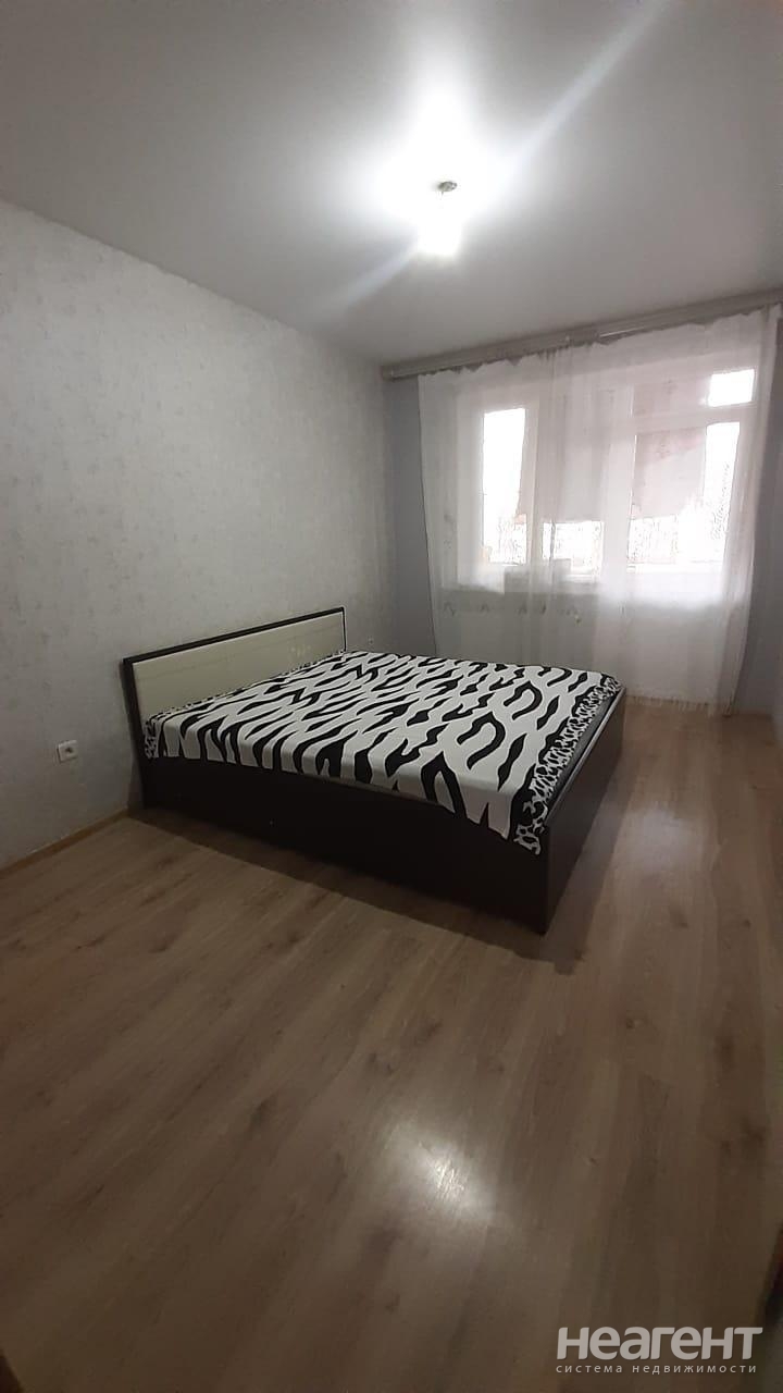 Сдается 2-х комнатная квартира, 58,4 м²