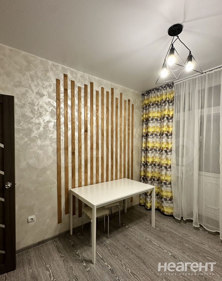 Сдается 1-комнатная квартира, 37 м²