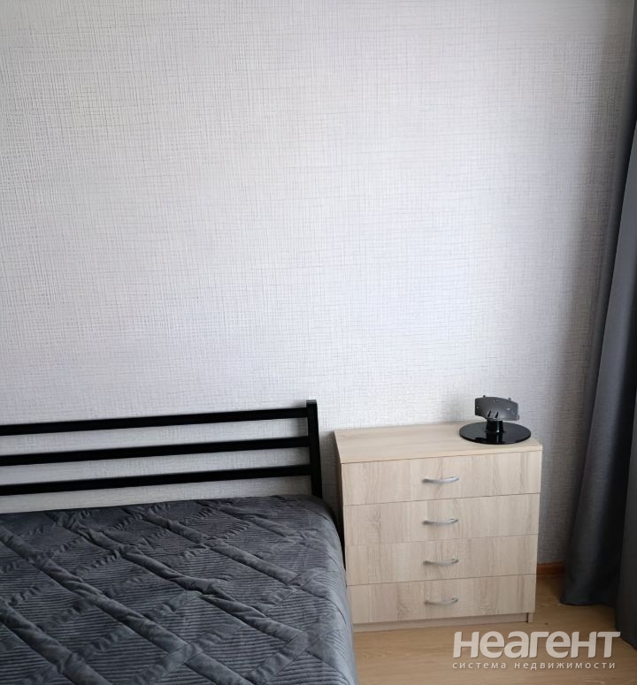 Сдается 1-комнатная квартира, 35 м²