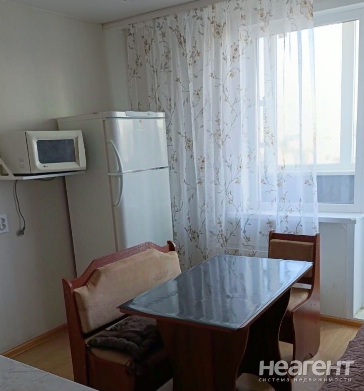 Сдается 1-комнатная квартира, 35 м²