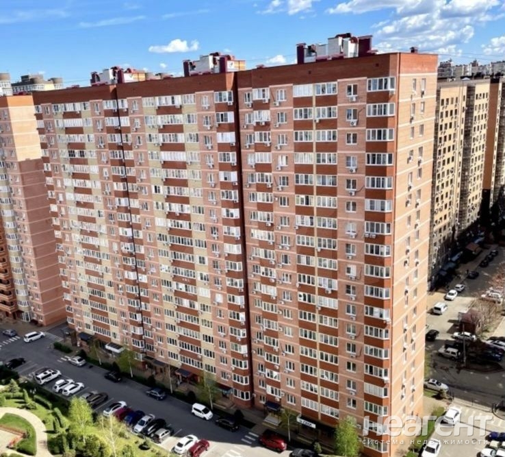 Продается 1-комнатная квартира, 38 м²