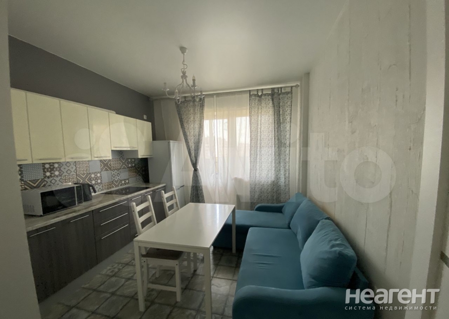 Сдается 1-комнатная квартира, 45 м²