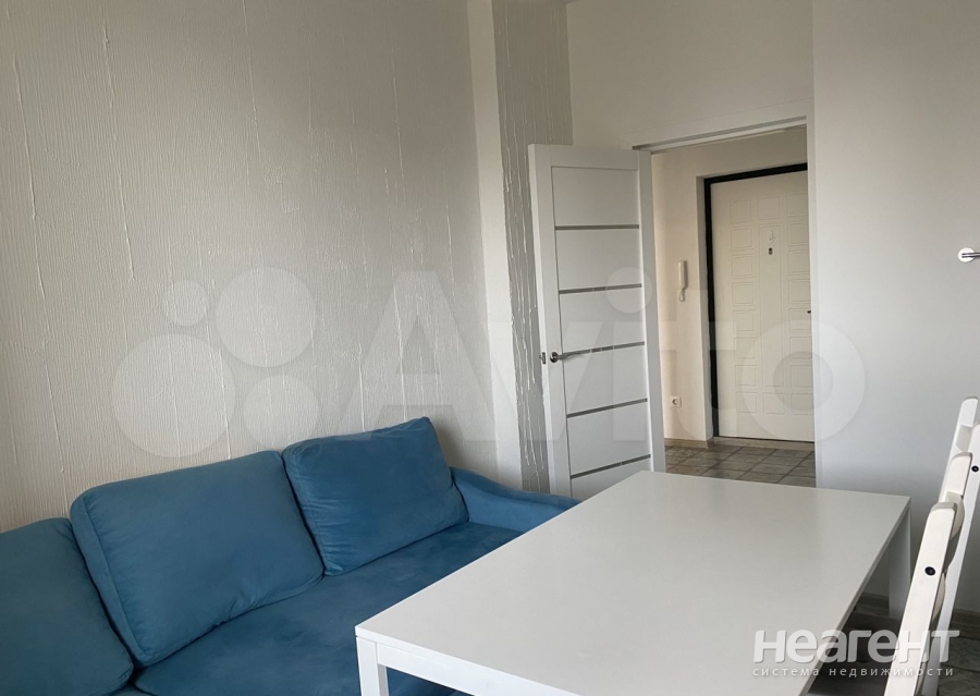 Сдается 1-комнатная квартира, 45 м²