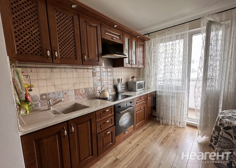 Сдается 2-х комнатная квартира, 60 м²