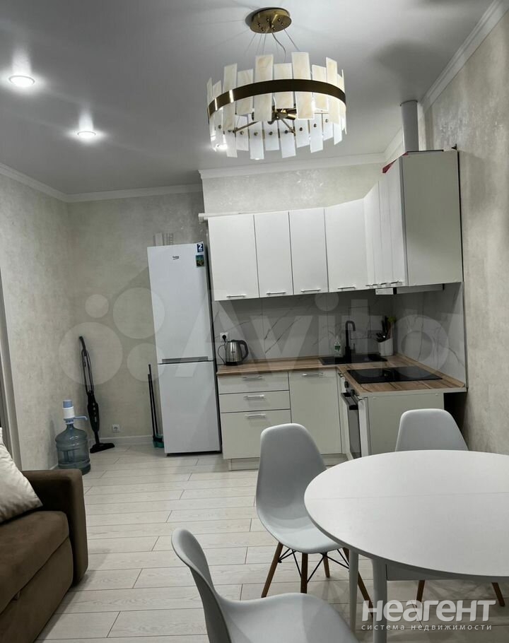 Сдается 2-х комнатная квартира, 63,7 м²