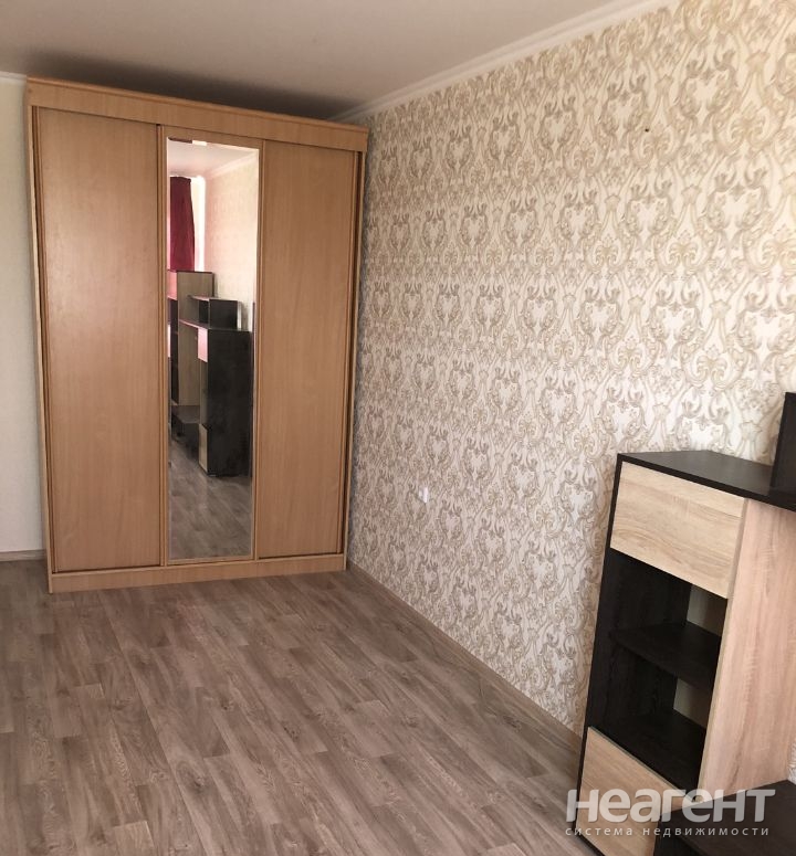 Сдается 1-комнатная квартира, 40 м²