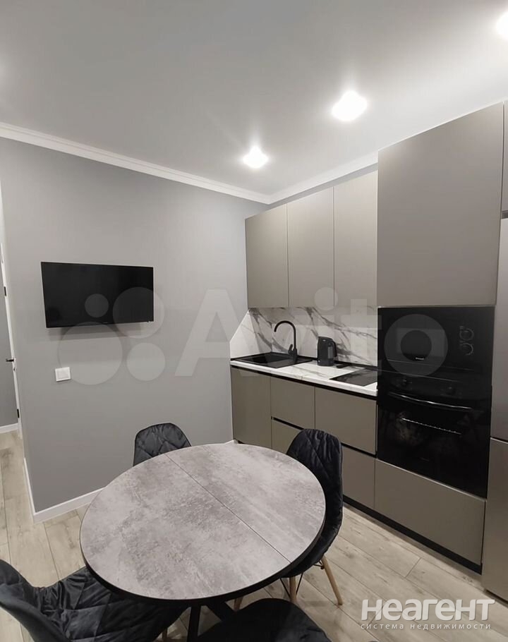 Сдается 1-комнатная квартира, 36 м²