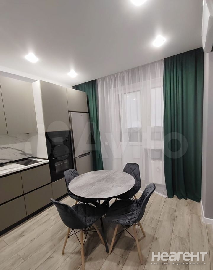 Сдается 1-комнатная квартира, 36 м²