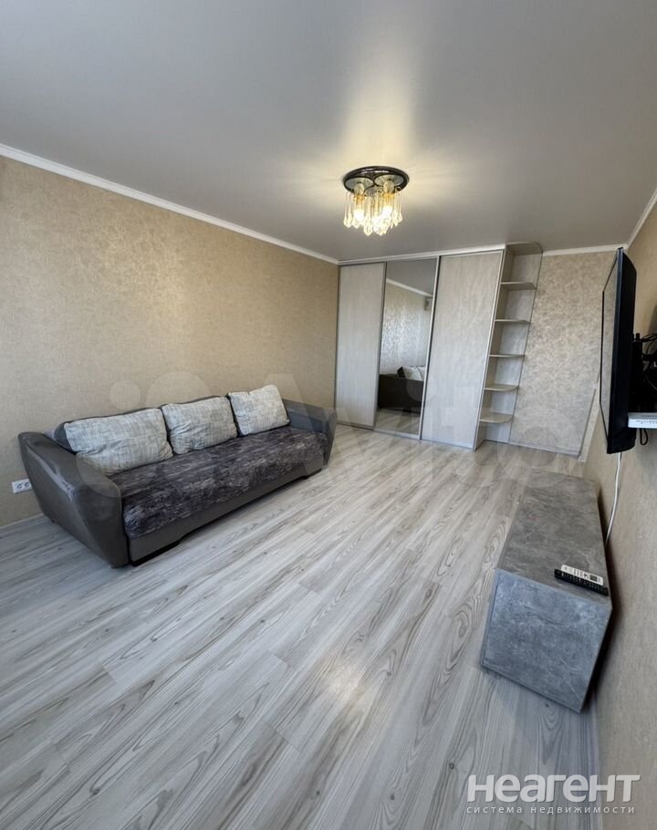 Сдается 1-комнатная квартира, 35 м²