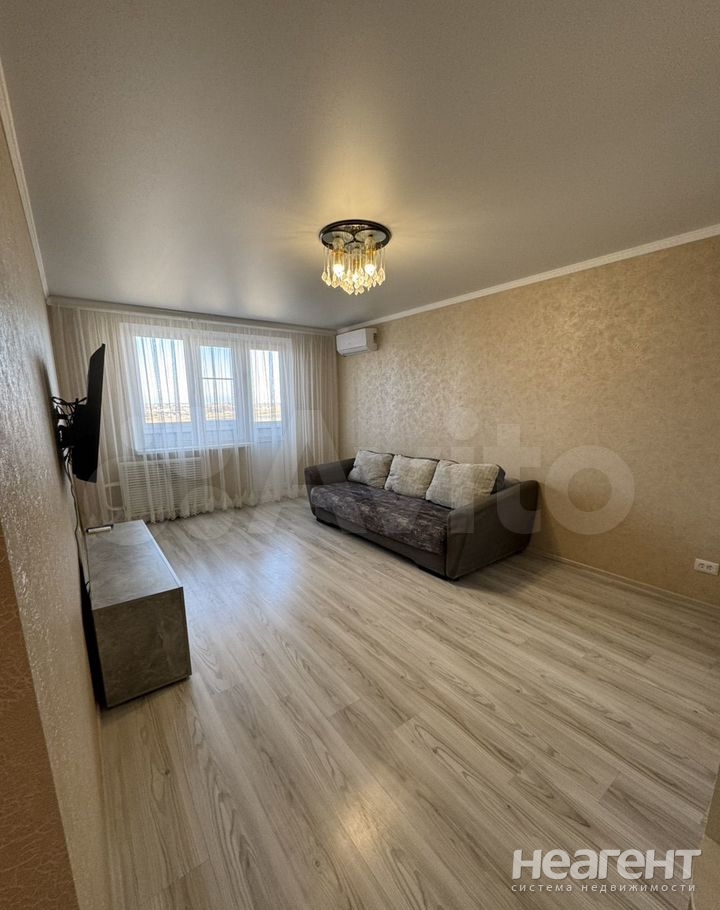 Сдается 1-комнатная квартира, 35 м²