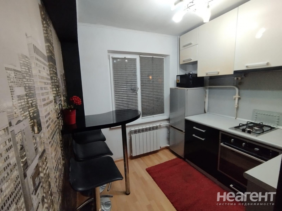 Сдается 2-х комнатная квартира, 42 м²