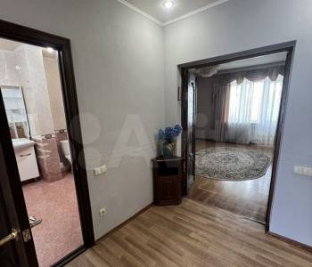 Сдается 2-х комнатная квартира, 80 м²