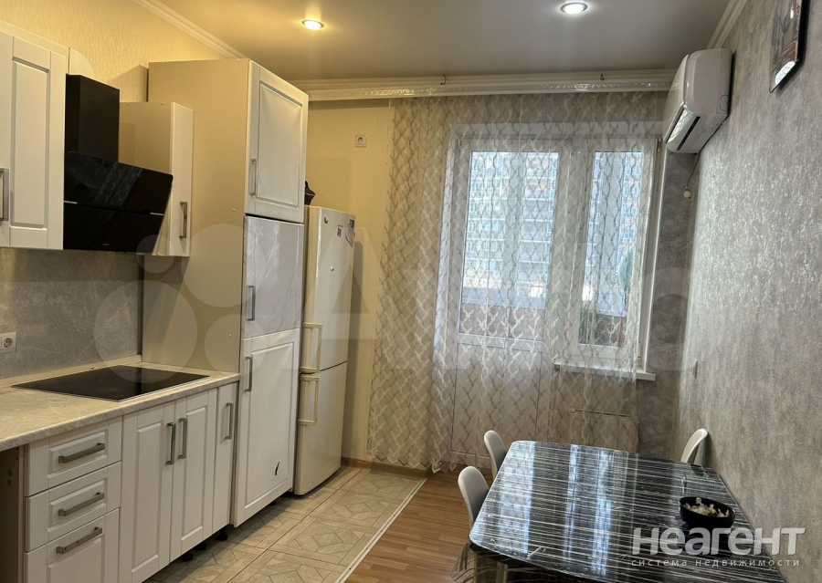 Сдается 2-х комнатная квартира, 60 м²