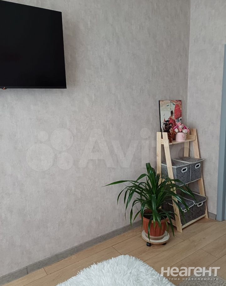 Продается 1-комнатная квартира, 38 м²