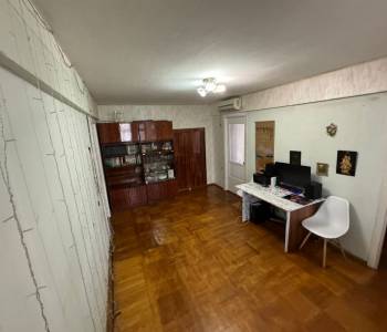 Продается Многокомнатная квартира, 87 м²