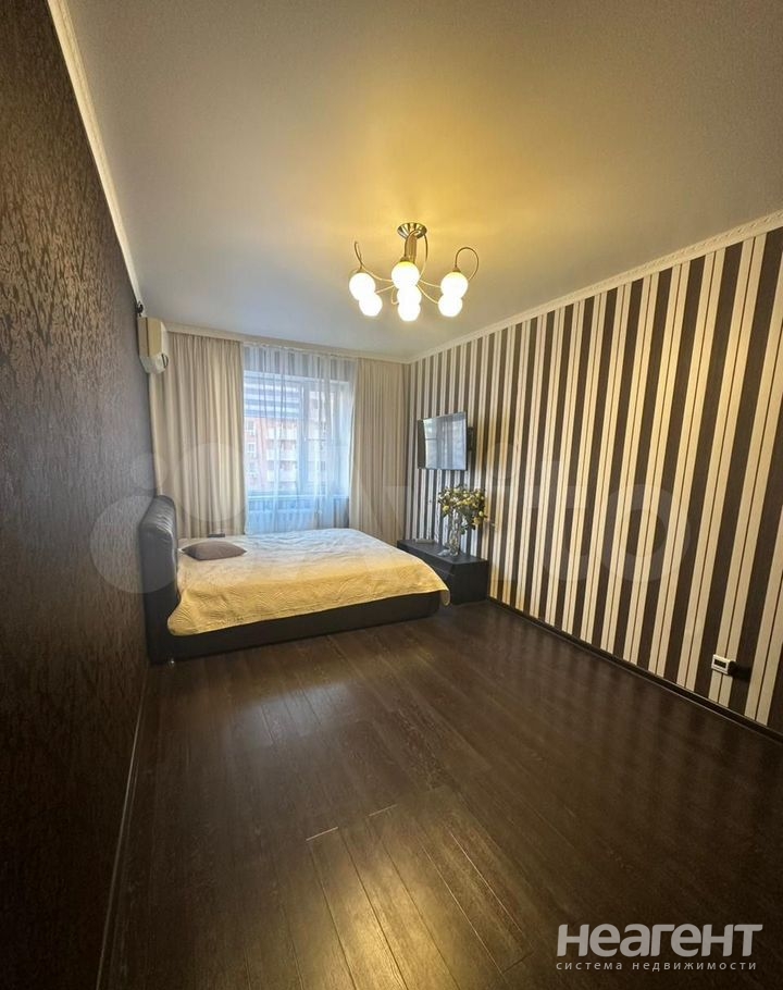 Сдается 1-комнатная квартира, 40 м²