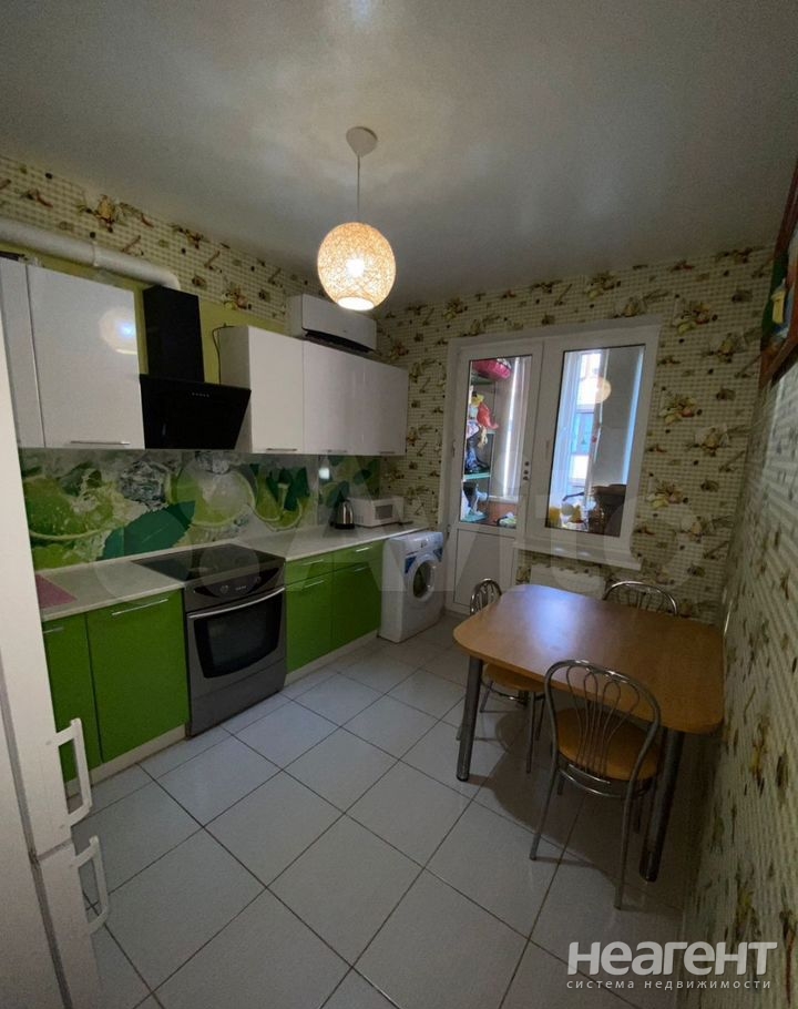 Продается 1-комнатная квартира, 39,5 м²