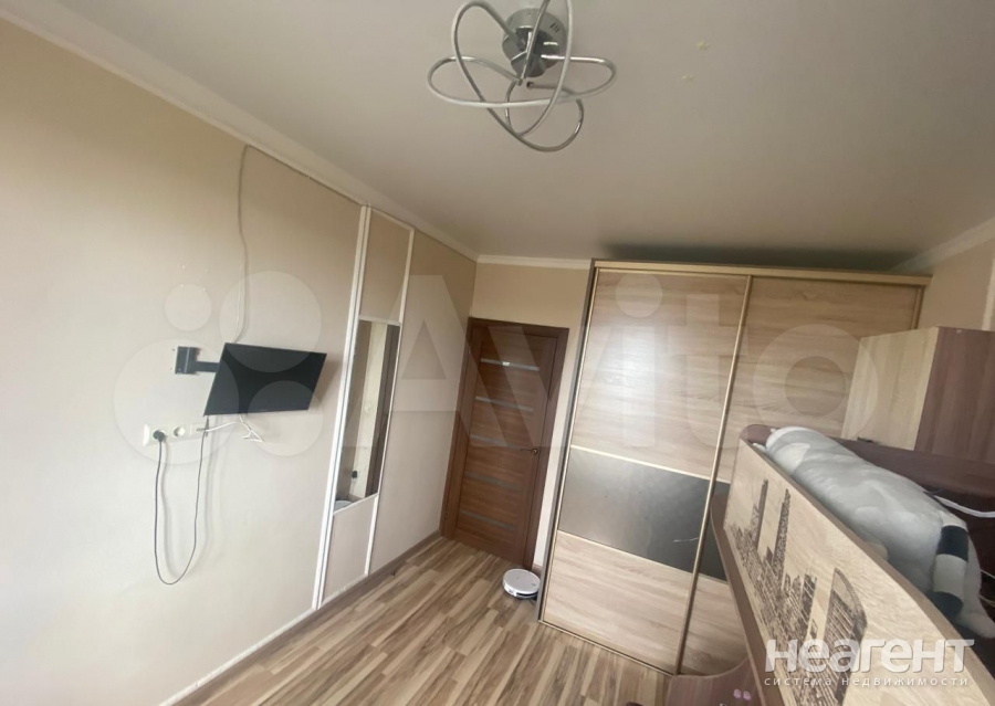 Продается 1-комнатная квартира, 40 м²