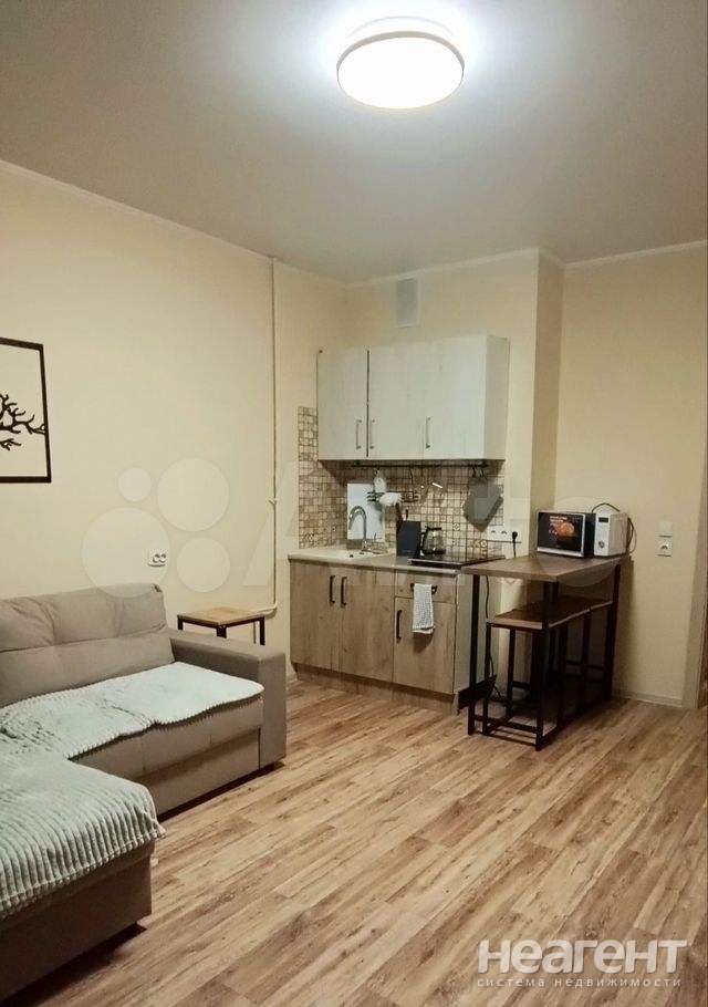 Сдается 1-комнатная квартира, 30 м²