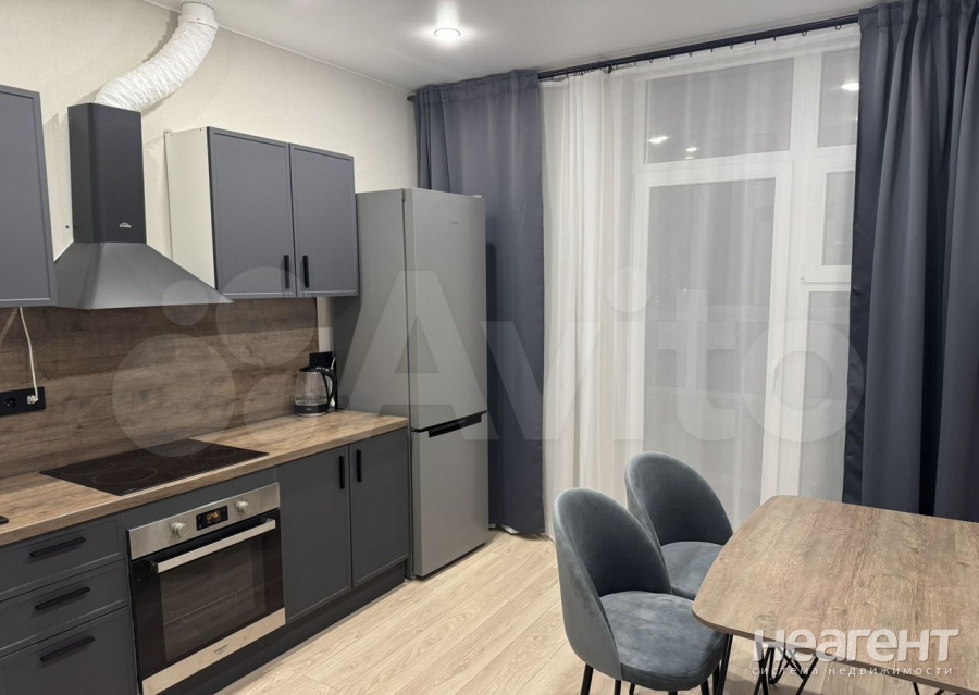 Сдается 1-комнатная квартира, 38,4 м²