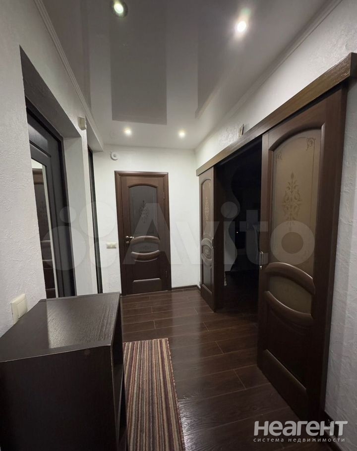 Сдается 2-х комнатная квартира, 72 м²