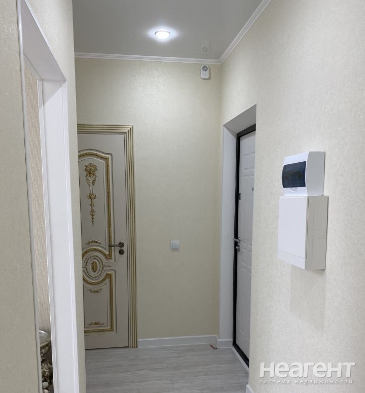 Сдается 1-комнатная квартира, 44 м²