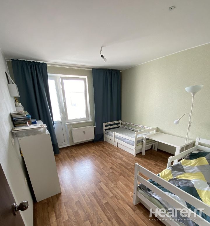 Продается 2-х комнатная квартира, 64,7 м²