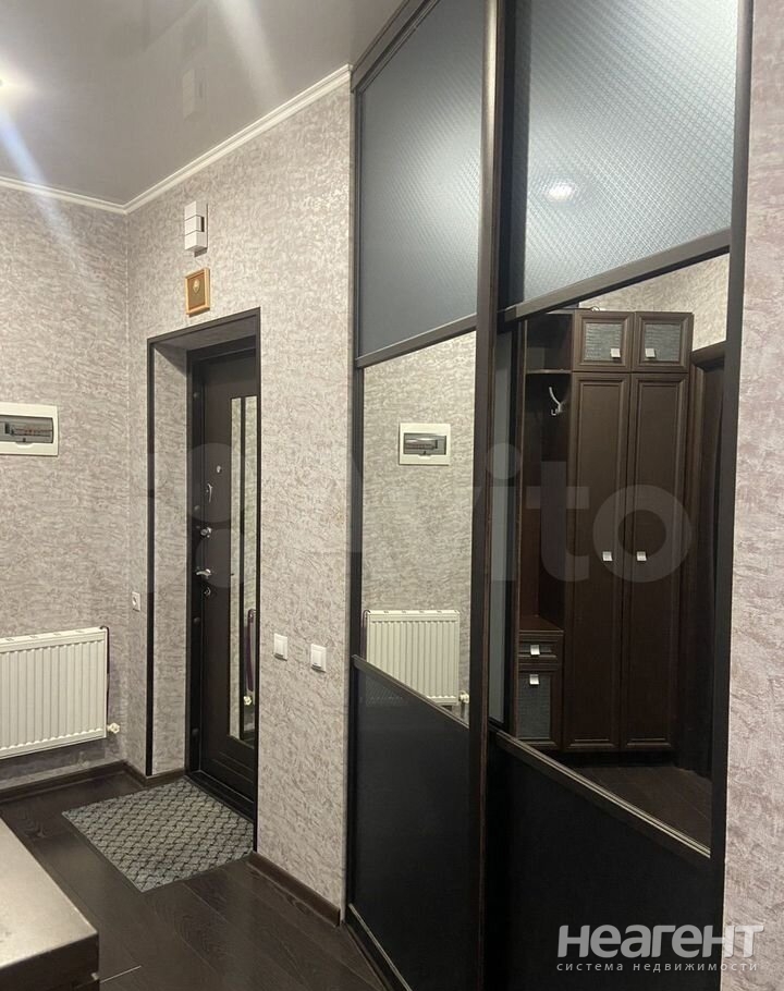 Продается 1-комнатная квартира, 38,6 м²