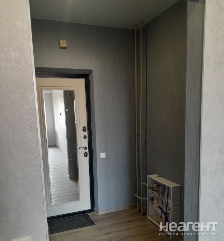 Продается 1-комнатная квартира, 38,6 м²