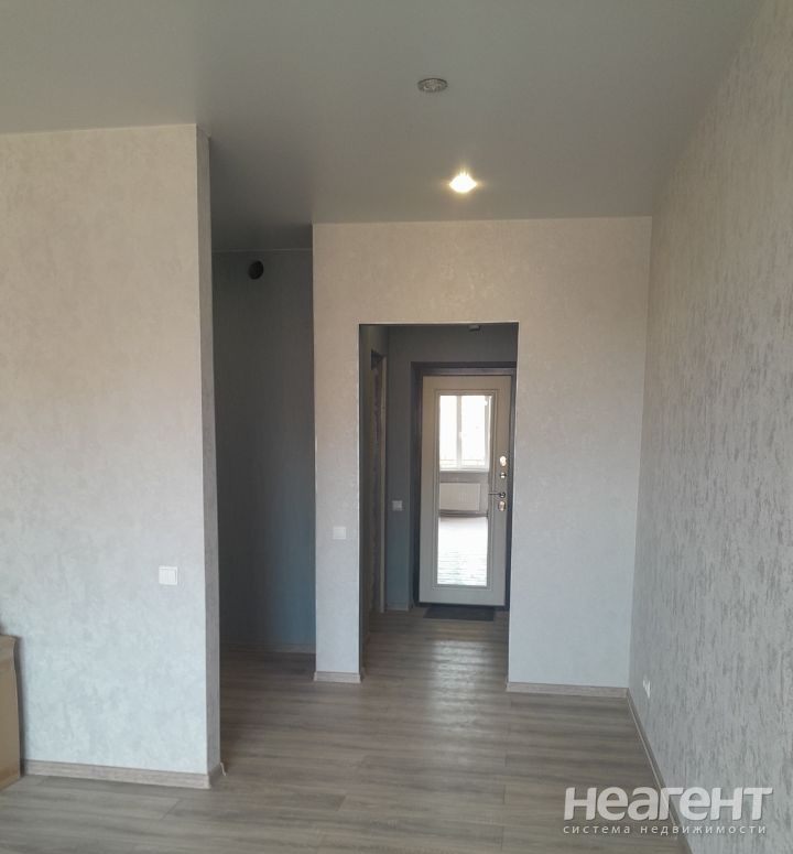 Продается 1-комнатная квартира, 38,6 м²