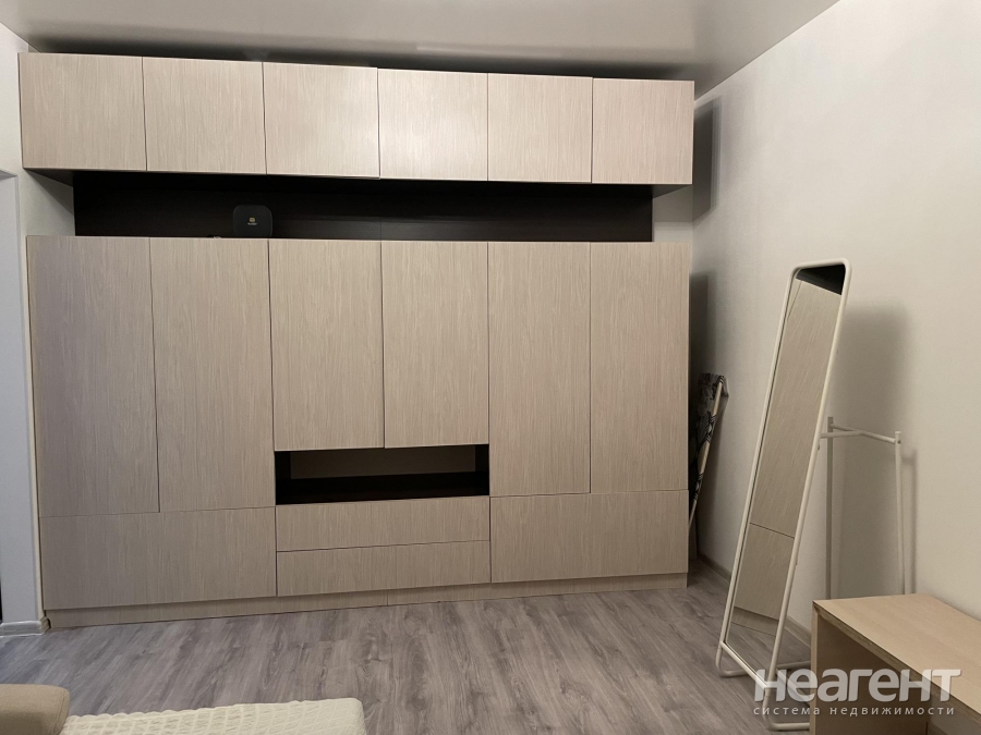 Сдается 1-комнатная квартира, 40 м²