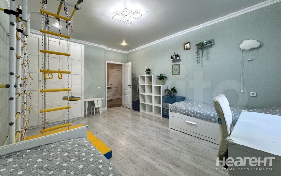 Сдается 2-х комнатная квартира, 65 м²