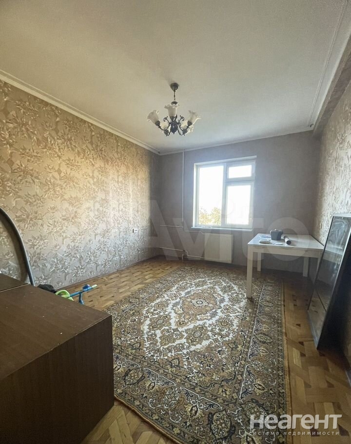 Сдается Многокомнатная квартира, 75 м²