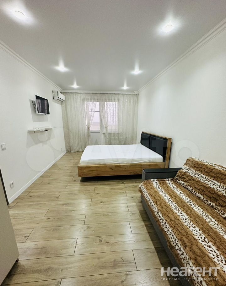 Сдается 1-комнатная квартира, 39,9 м²